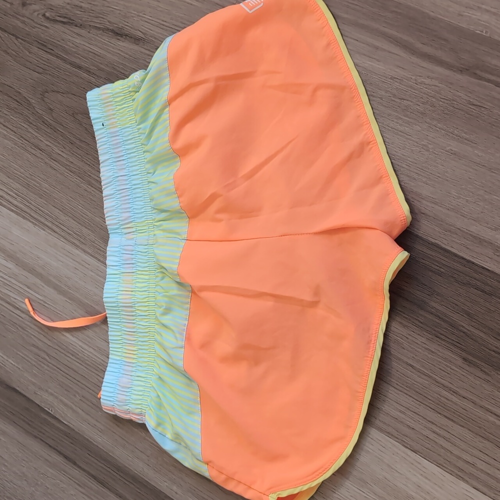New Balance Women's Lined Running Shorts - Picture 2 of 3